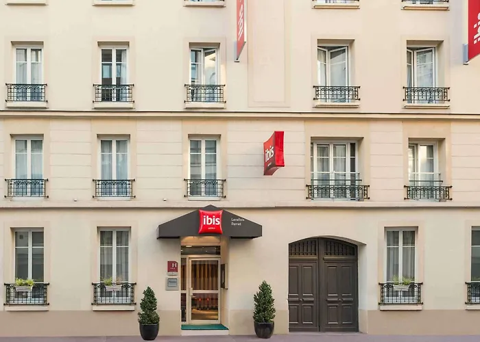 Ibis Levallois Perret